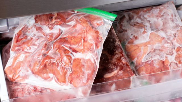 Como armazenar carne no freezer corretamente